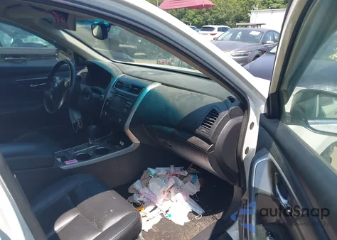 2014 Nissan Altima 2.5 Sl z USA, uszkodzony, nr VIN 1N4AL3AP1EC153457